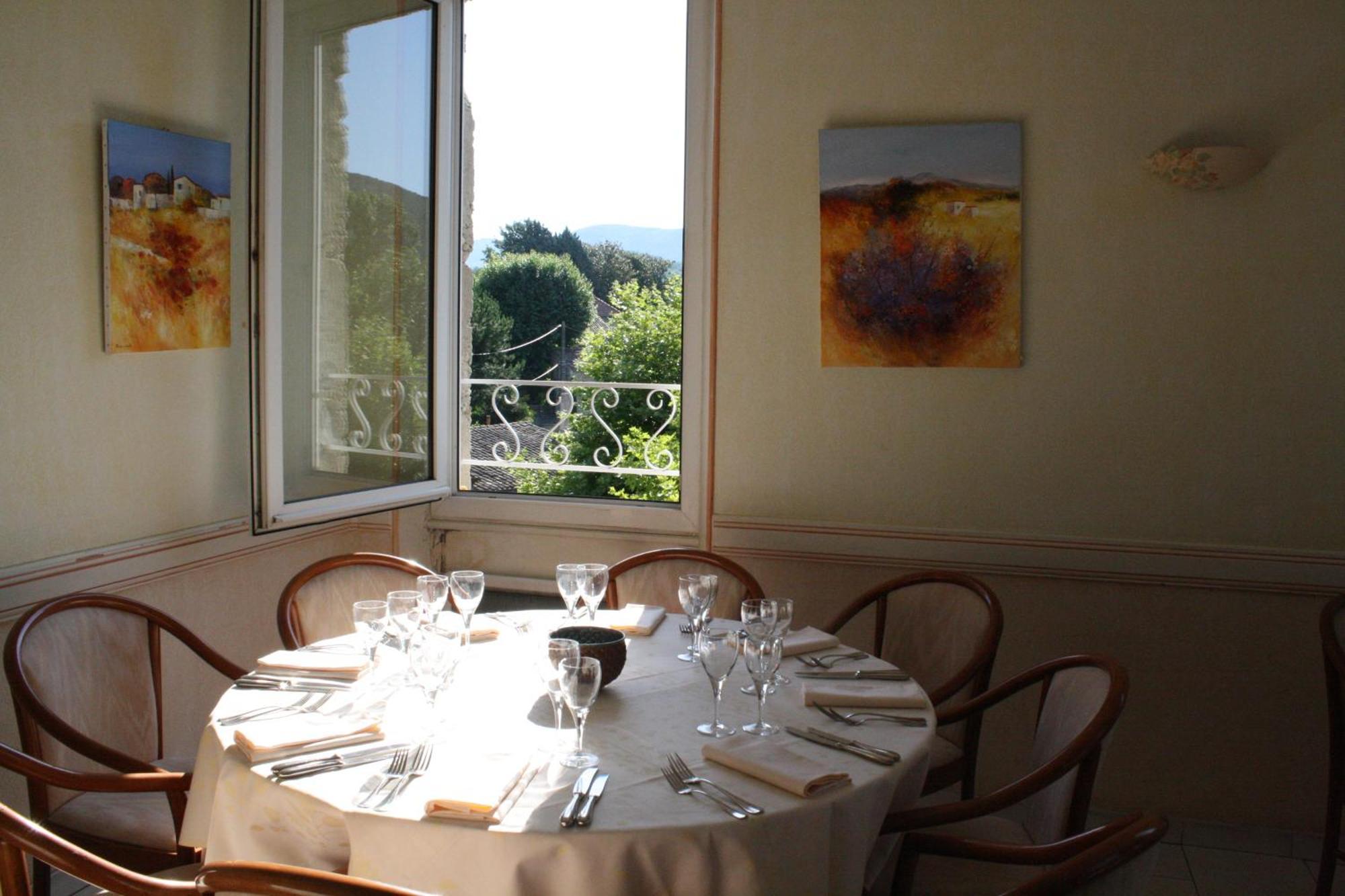 Hotel Logis Le Jabron 2*